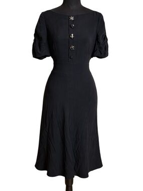 Marc Jacobs 100% Silk Black Midi Dress
Size 6 Button Front Waist Tie Elegant